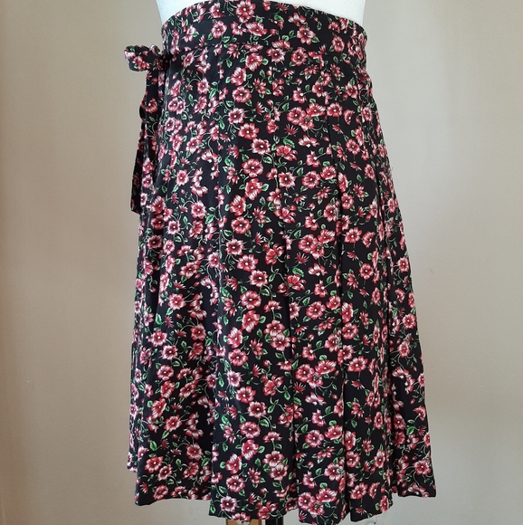 The Kooples red floral pleated silk mini skirt - Picture 3 of 4